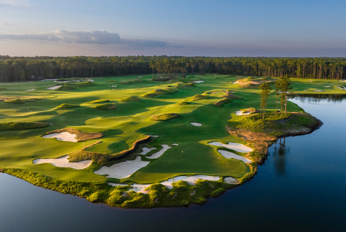 crossroads 9-hole golf course