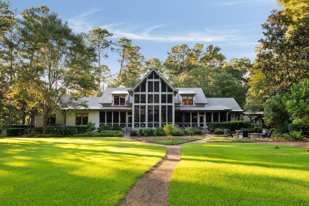 11 headwaters road